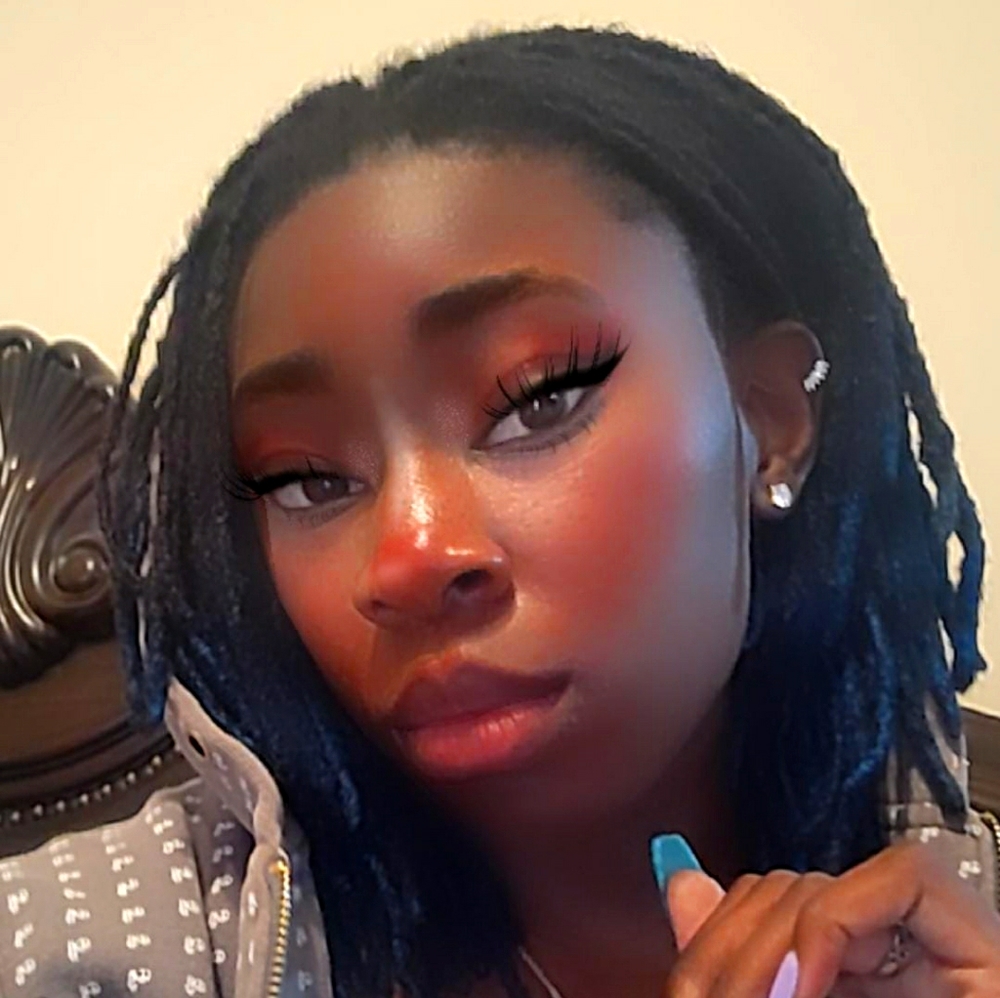 Meet your Posher, Aniya